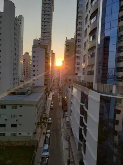 Apartamento Kitnet Em Predio Com Vista Mar Balneario Camboriu